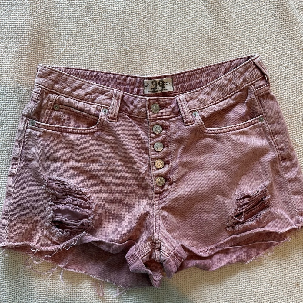 We The Free Pink Distressed Women Shorts